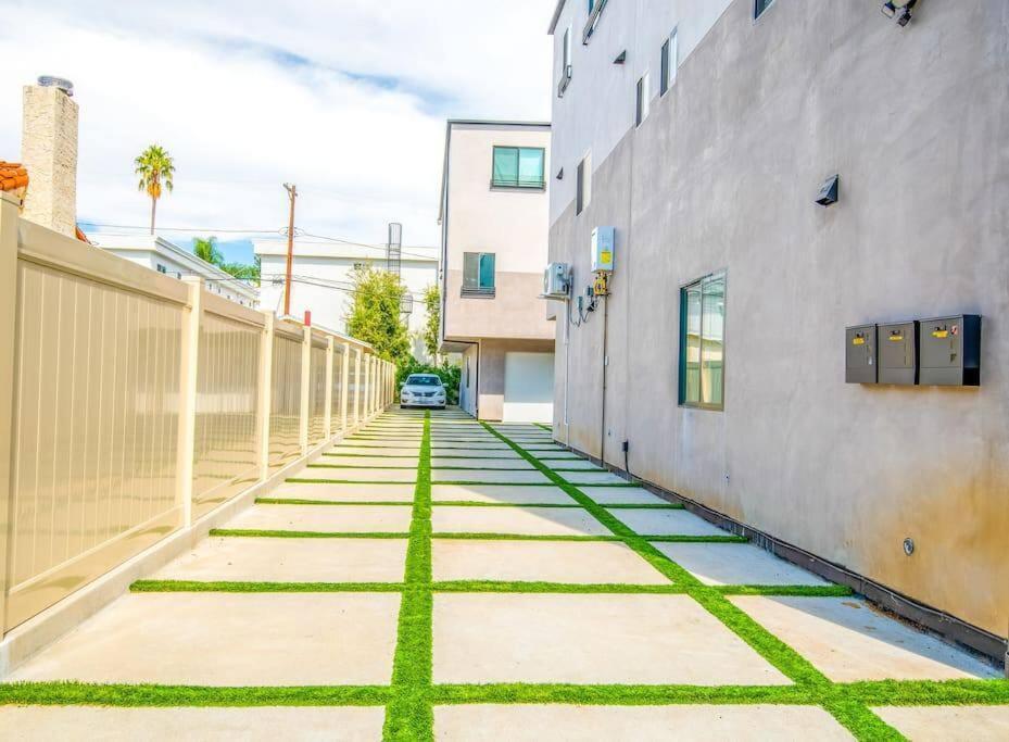 Casa vacanze Luxurious Townhome W/3 Master Gated Parking